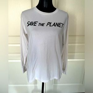 Jersey white I’m size small. Save The Planet on the front is the top